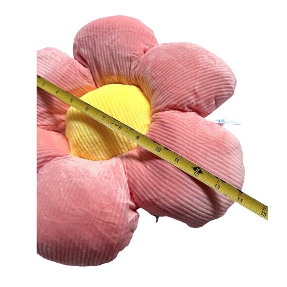 Lissidoll Flower Plush THROW PILLOW 14" Cushion Soft Pink Yellow LG Girls Room - Picture 5 of 6